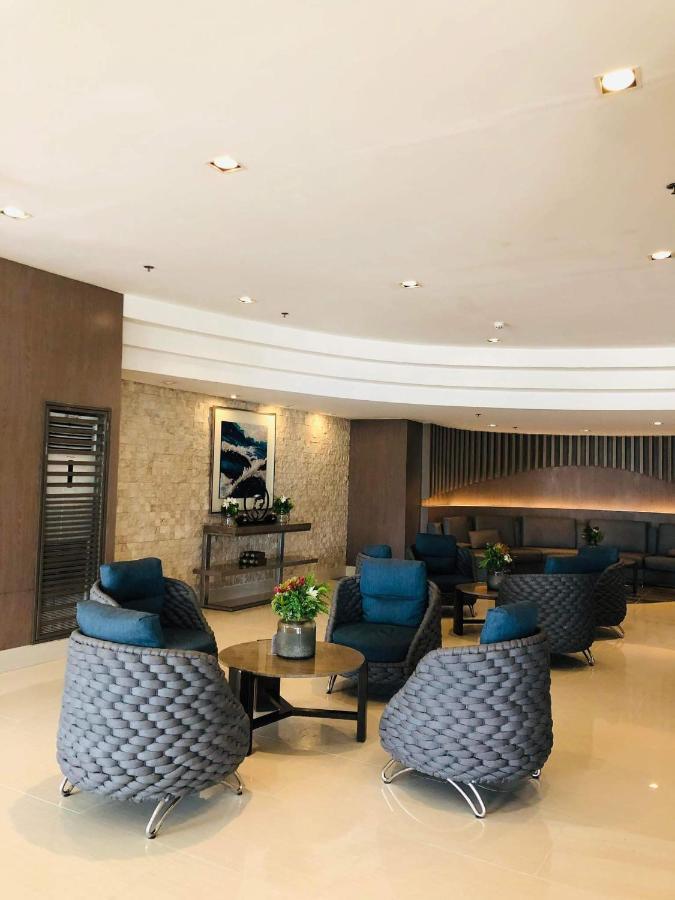 Ebony'S Place At Shore Residences Manila Exterior photo