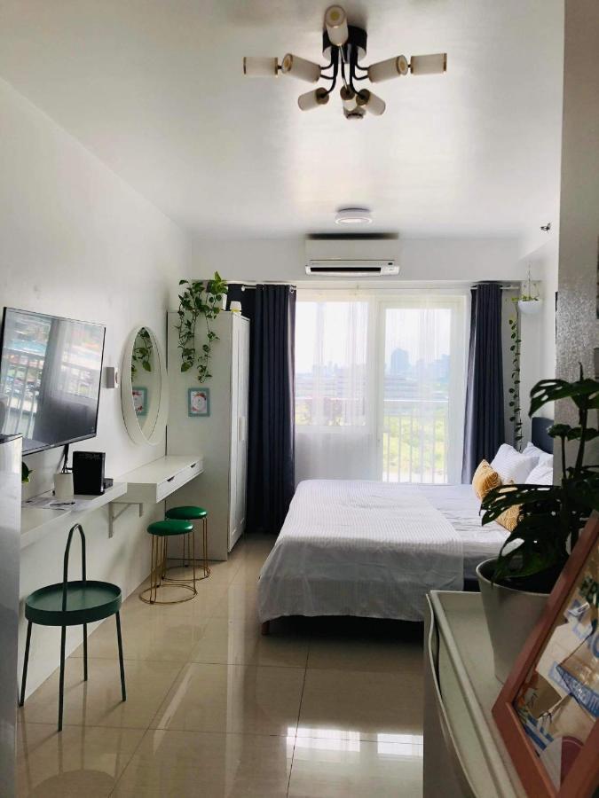Ebony'S Place At Shore Residences Manila Exterior photo